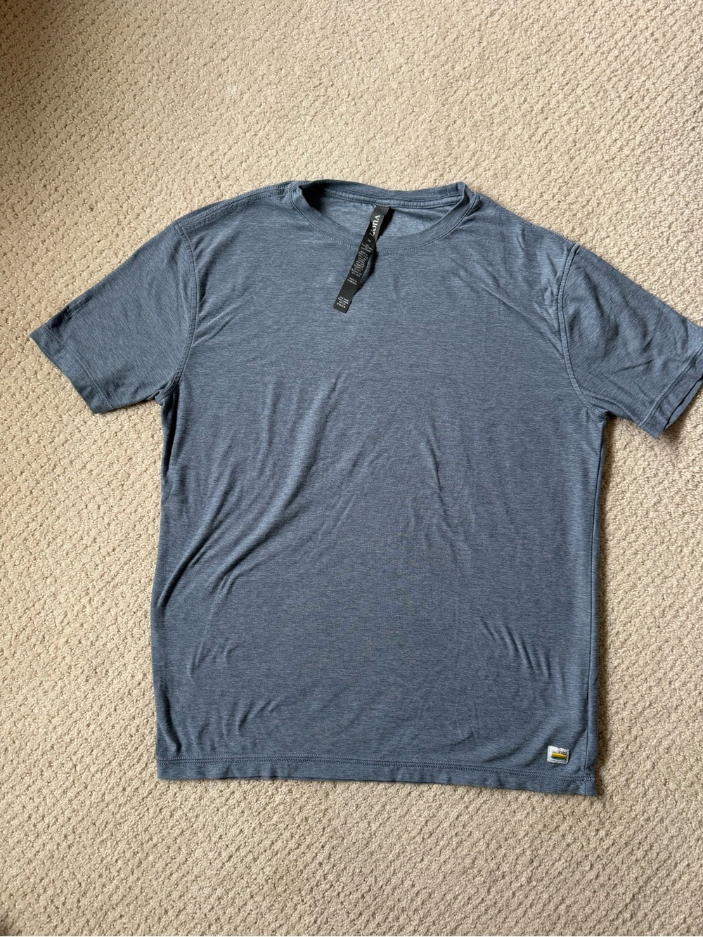 Vuori STRATO TECH TEE men’s size XS chambray heather
